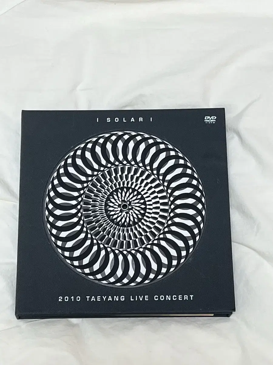 2010 태양 라이브 콘서트 dvd & 포토북